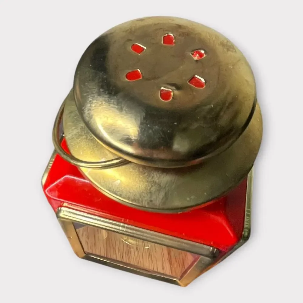 1979 Red & Brass Kerosene Lantern Indoor Outdoor NOS Holiday Christmas Décor